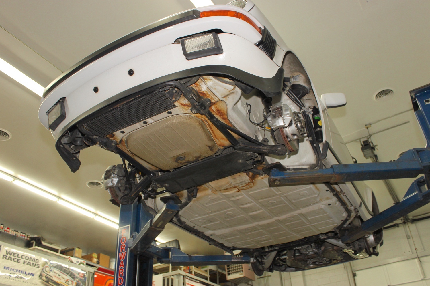 Porsche Underbody Cleaning